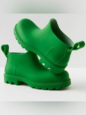 Free People High Street Ankle Wellie Rain Boots in Bright Green
